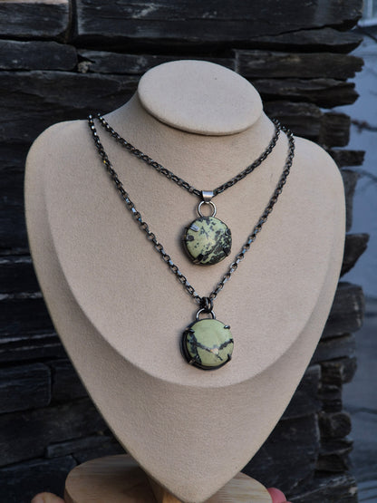 Serpentine Silver Pendant with Prong Setting