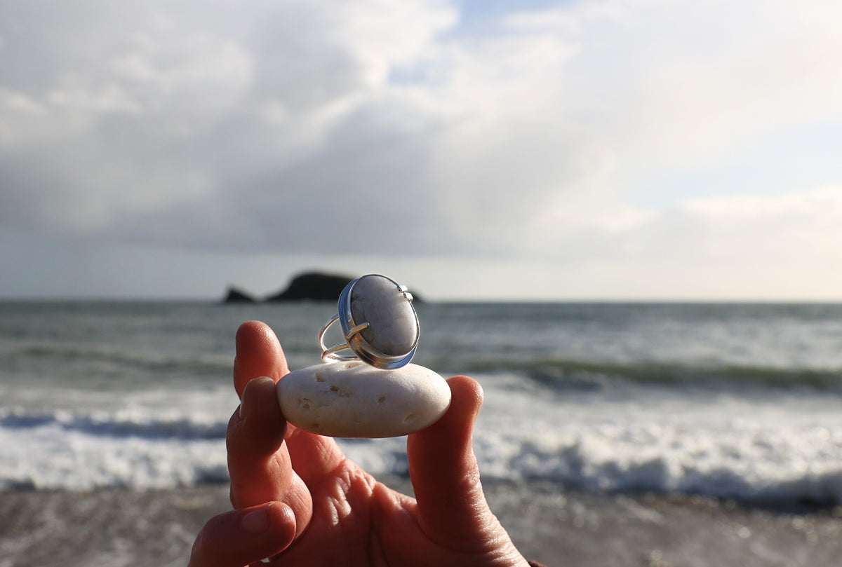 Round White Labradorite Ring