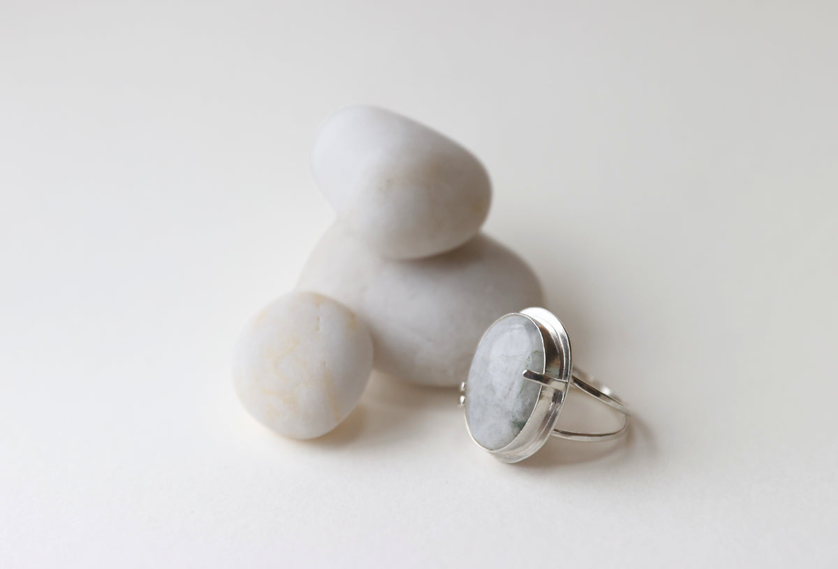 Round White Labradorite Ring